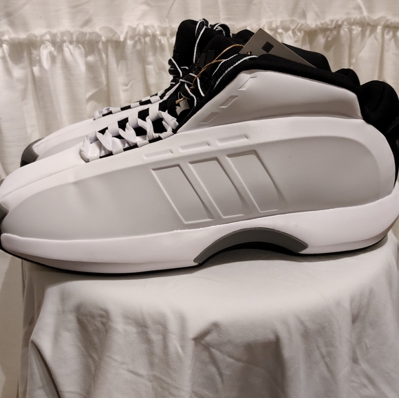 Adidas shoes - Picture 2 of 9